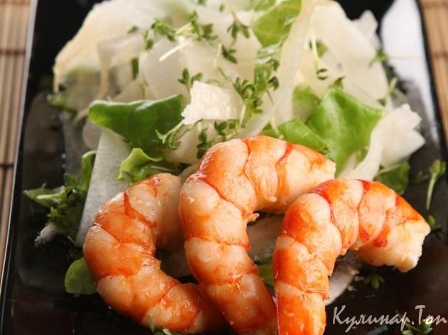 Салат из редьки дайкон с креветками
