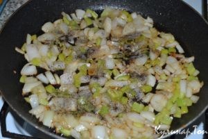 Жаркое из курицы с нутом