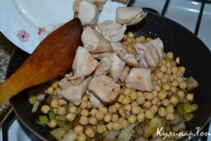 Жаркое из курицы с нутом
