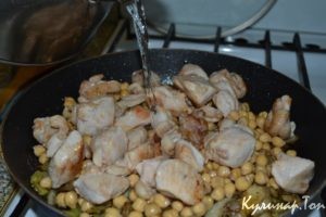 Жаркое из курицы с нутом
