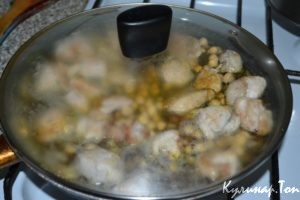 Жаркое из курицы с нутом