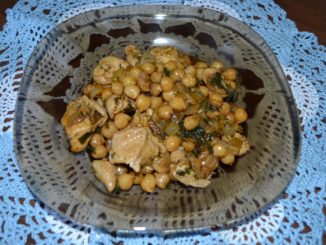 Жаркое из курицы с нутом