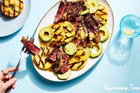_3-Ingredient-Grilled-Pineapple-Steak-and-Avocado-15062017