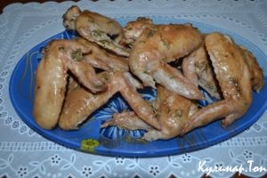Куриные крылышки в йогурте