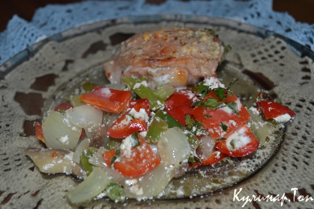 Курица с шампиньонами и овощами