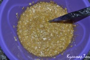 Медовое печенье из овсяных хлопьев