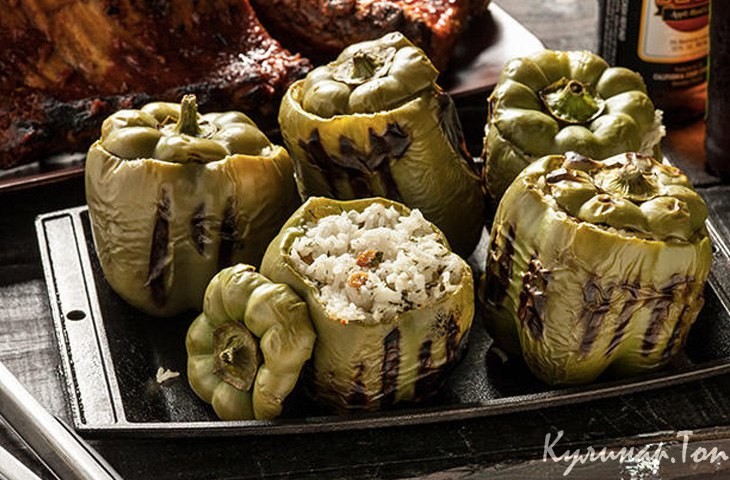 Перцы с сыром фета и зеленью