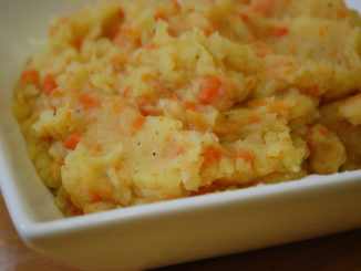 Пюре из картофеля и моркови