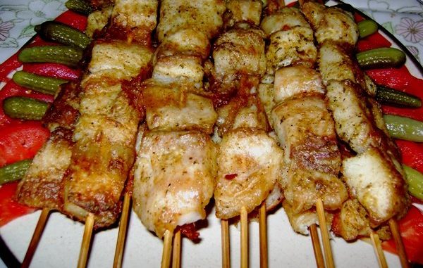 Шашлык из речной рыбы с картофелем Шашлык из речной рыбы с картофелем