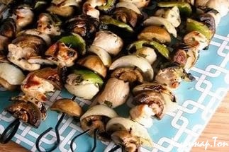 Шашлык из сига с шампиньонами