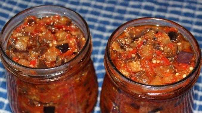 Салат из баклажанов по-грузински Салат из баклажанов по-грузински