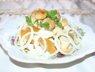 Салат из белых грибов
