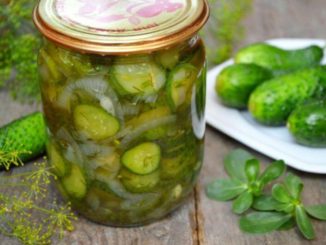 Салат из огурцов по-русски