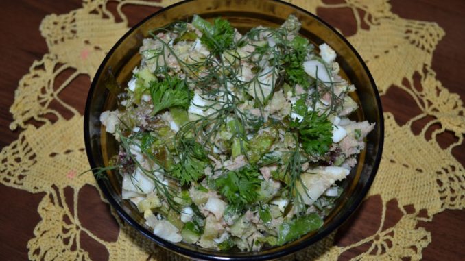 Салат с яйцом, тунцом и огурцом-22 Салат с яйцом, тунцом и огурцом