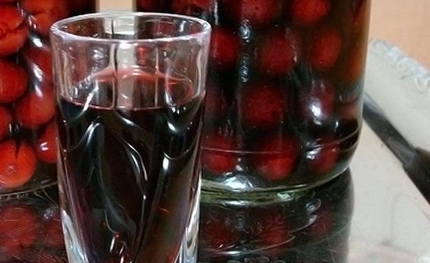 Вишневая наливка на водке Вишневая наливка на водке