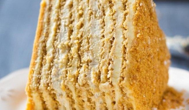 Карамельный медовик с апельсиновым кремом Карамельный медовик с апельсиновым кремом