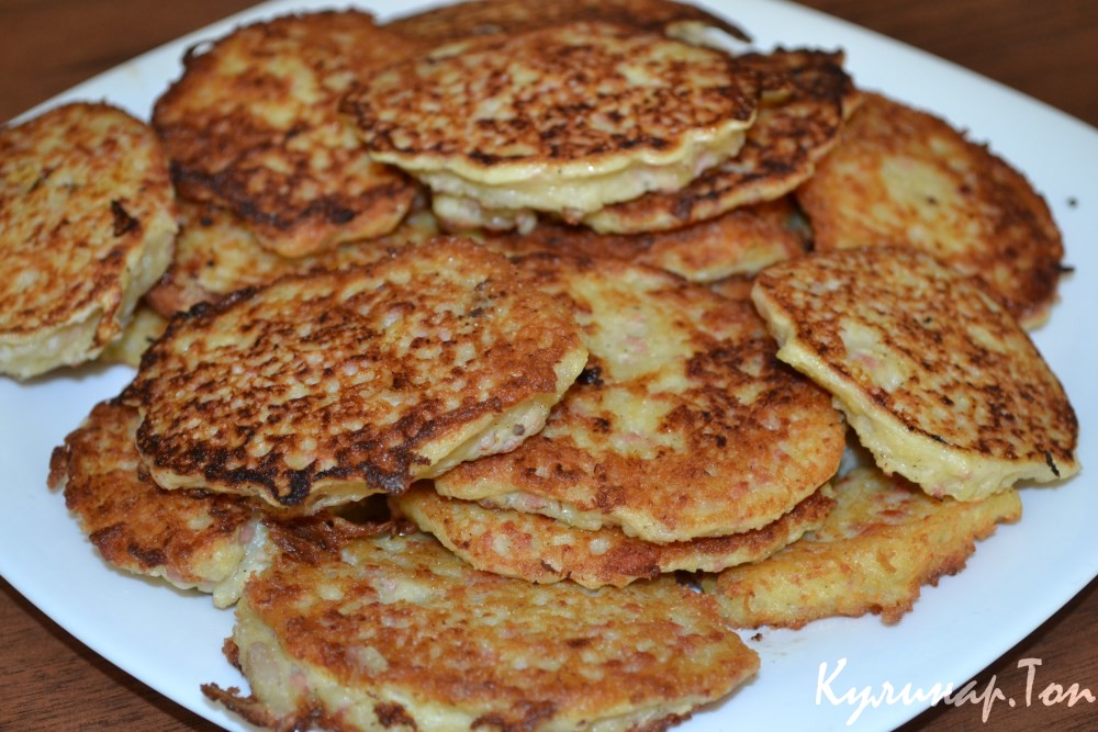 Картофельные оладьи с беконом