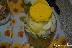 Компот из яблок