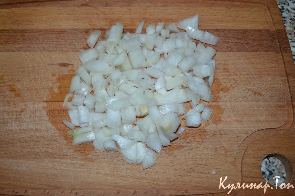 Курица под виноградом