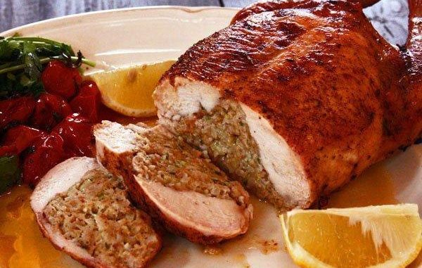 Курочка без костей, фаршированная по-тоскански1 Курочка без костей, фаршированная по-тоскански