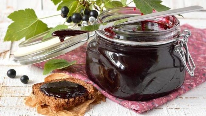 Варенье из черной смородины Варенье из черной смородины
