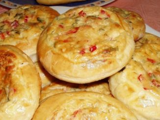 Ватрушки с мясом и болгарским перцем