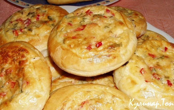 Ватрушки с мясом и болгарским перцем Ватрушки с мясом и болгарским перцем