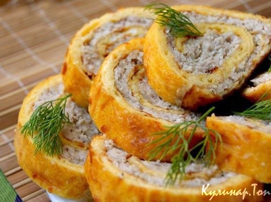 Яичный рулет со сладким перцем