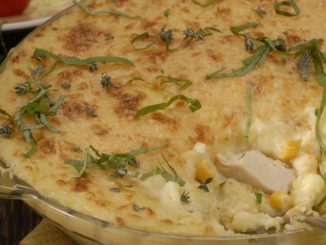 Запеканка с курицей и кукурузой