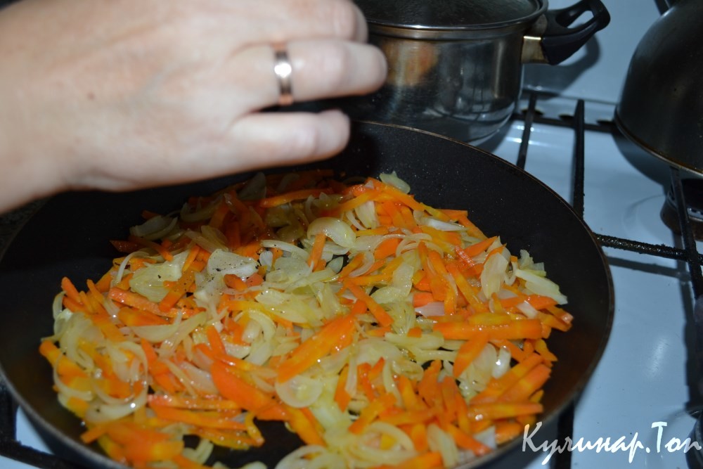 Гречка по-купечески с тушенкой