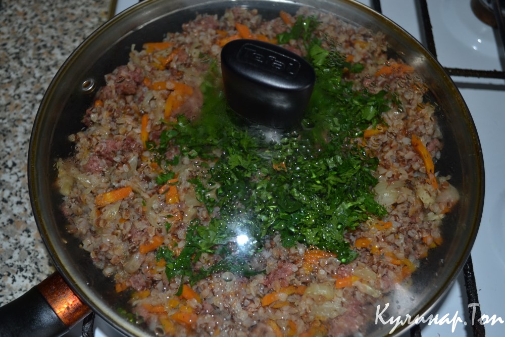 Гречка по-купечески с тушенкой