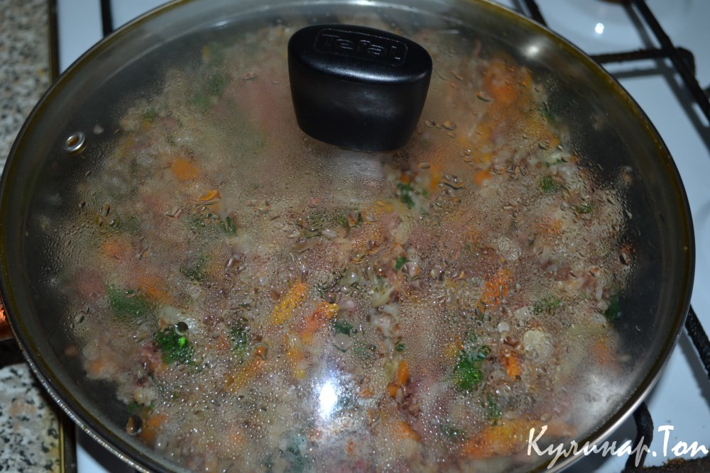 Гречка по-купечески с тушенкой