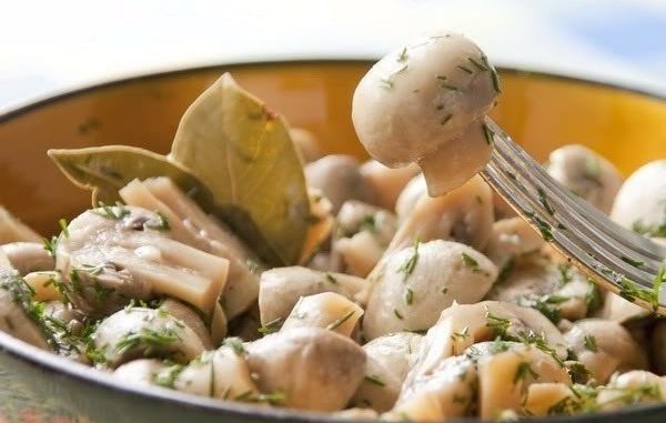 Грибочки в легком маринаде Грибочки в легком маринаде