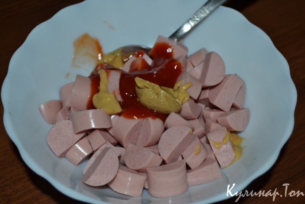 Корзинки с сосисками