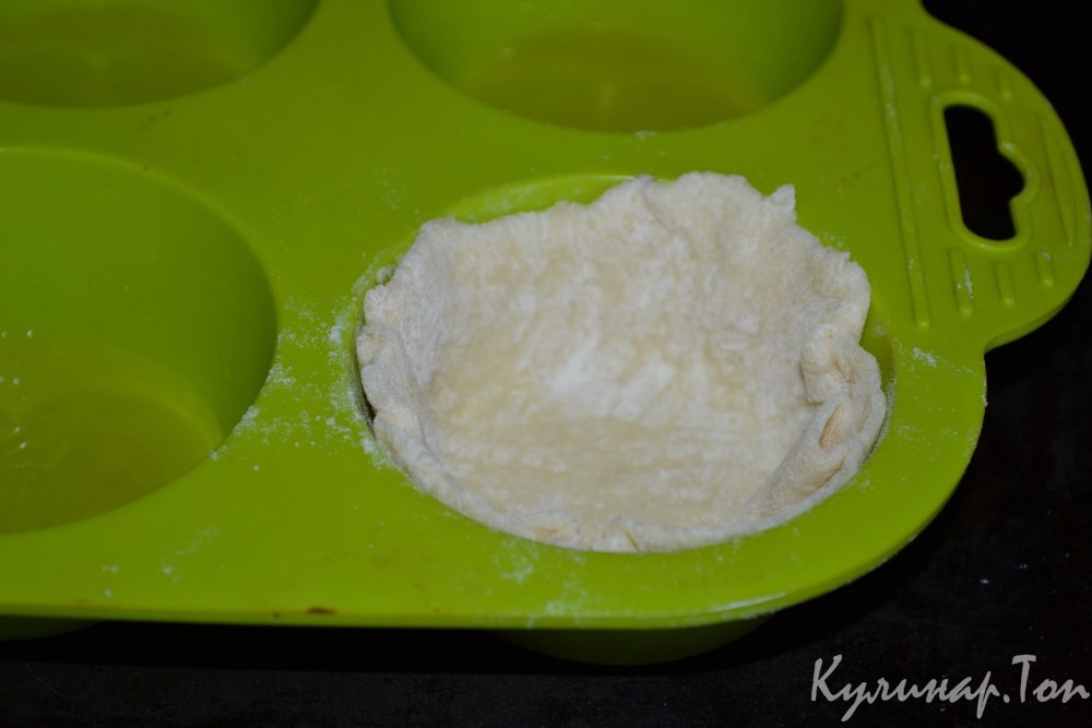 Корзинки с сосисками