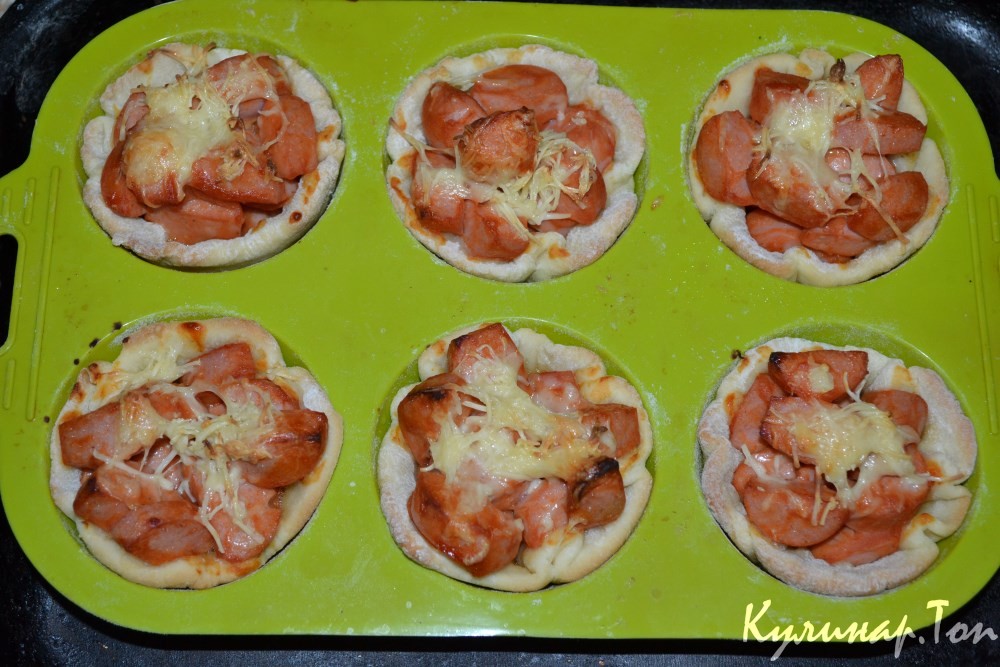 Корзинки с сосисками