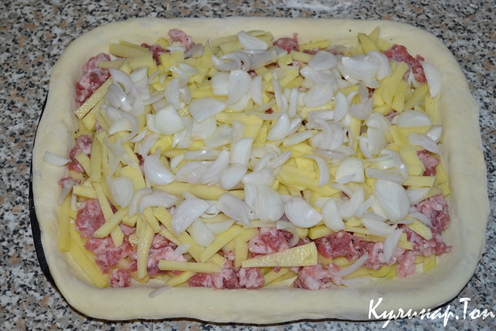 Пирог с картофелем и мясом