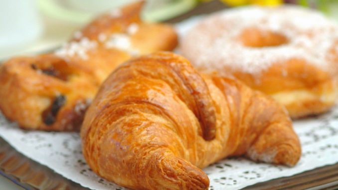 Круассаны с ананасами Круассаны с ананасами