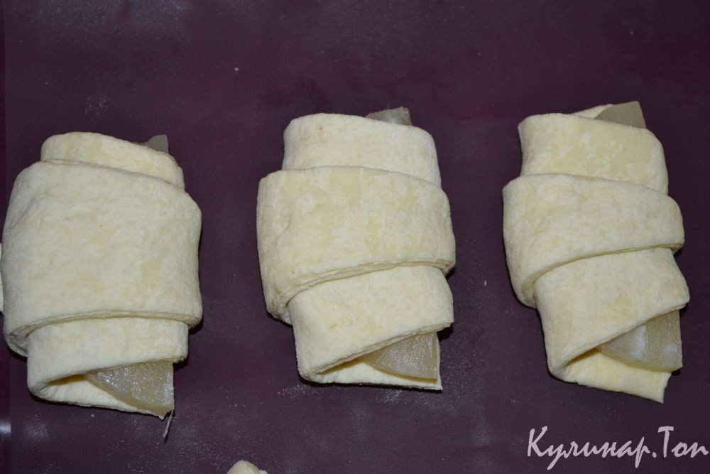 Круассаны с ананасом