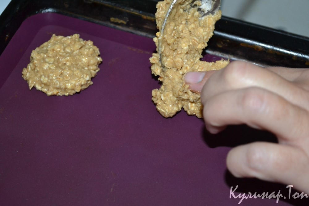 Печенье из овсяной муки и хлопьев
