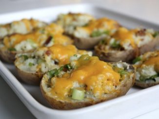Печеный картофель с тунцом