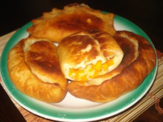 Пирожки с тыквой, морковью и курагой