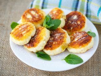 Сырники с яблоками в духовке