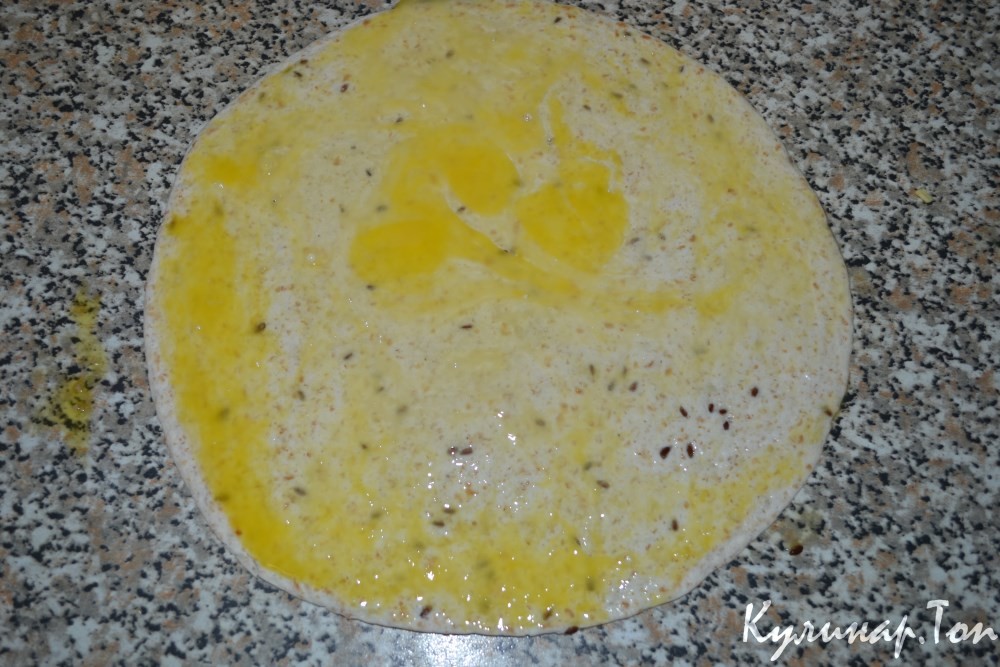Тортилья с сыром и сосисками