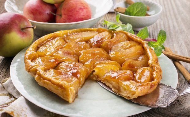 Яблочный пирог с карамелью Яблочный пирог с карамелью