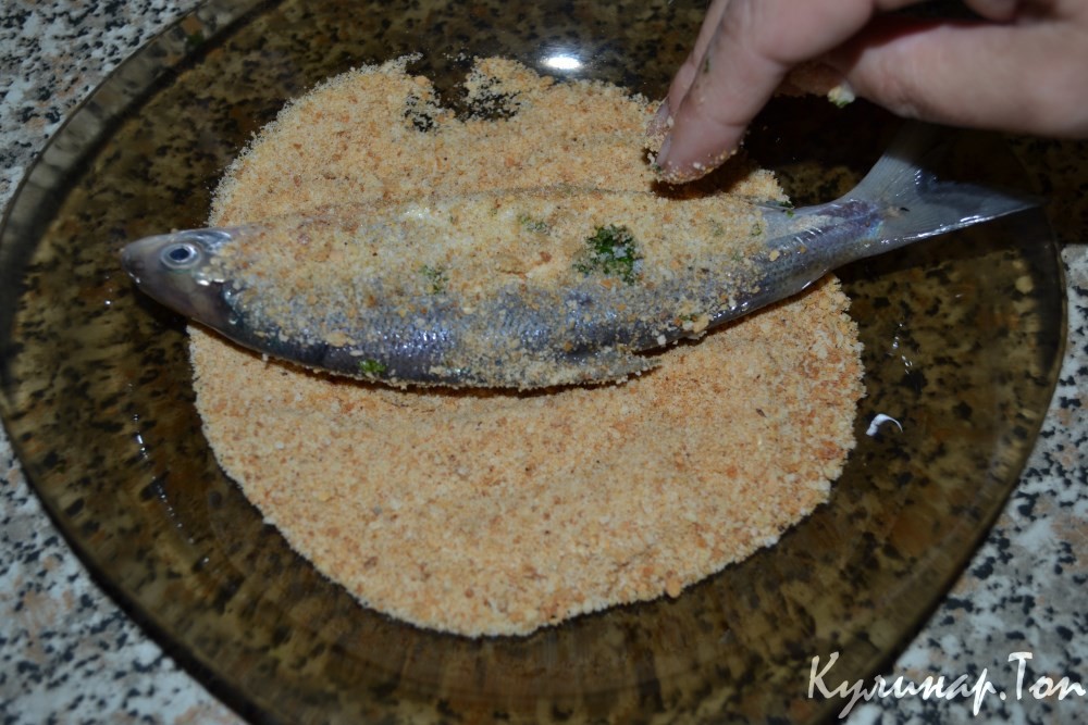 Жареный сырок с петрушкой и лимоном