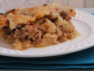 Запеканка с говядиной, бурым рисом и капустой