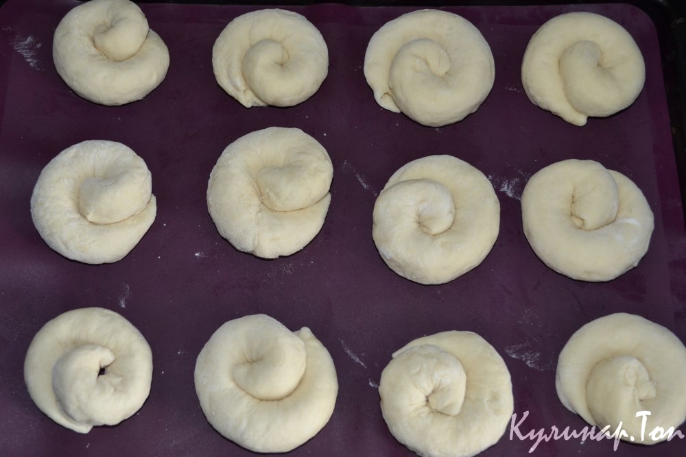 Булочки с сыром сулугуни