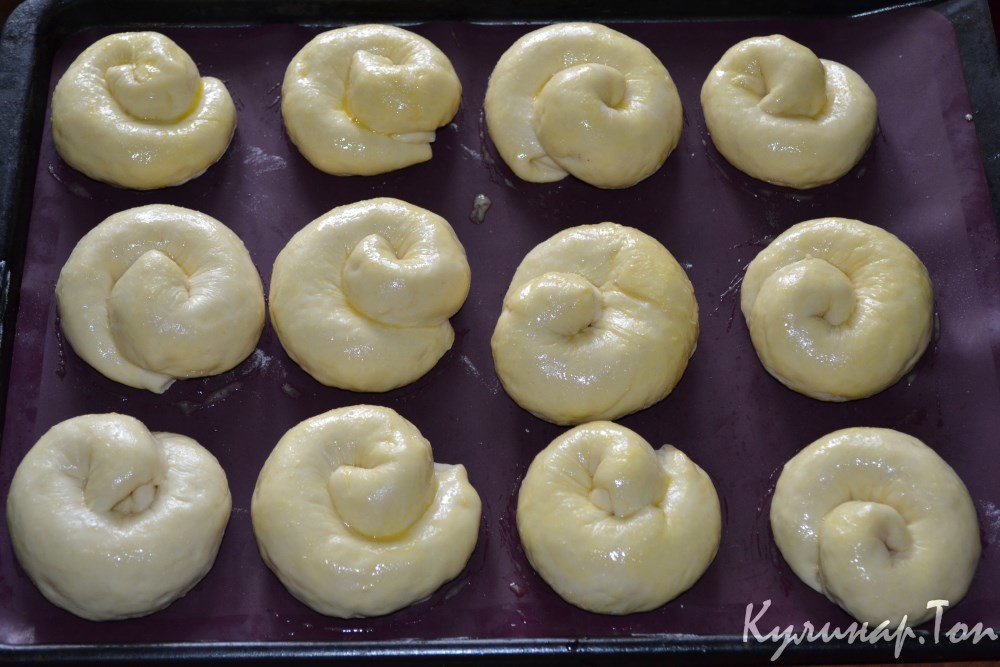 Булочки с сыром сулугуни