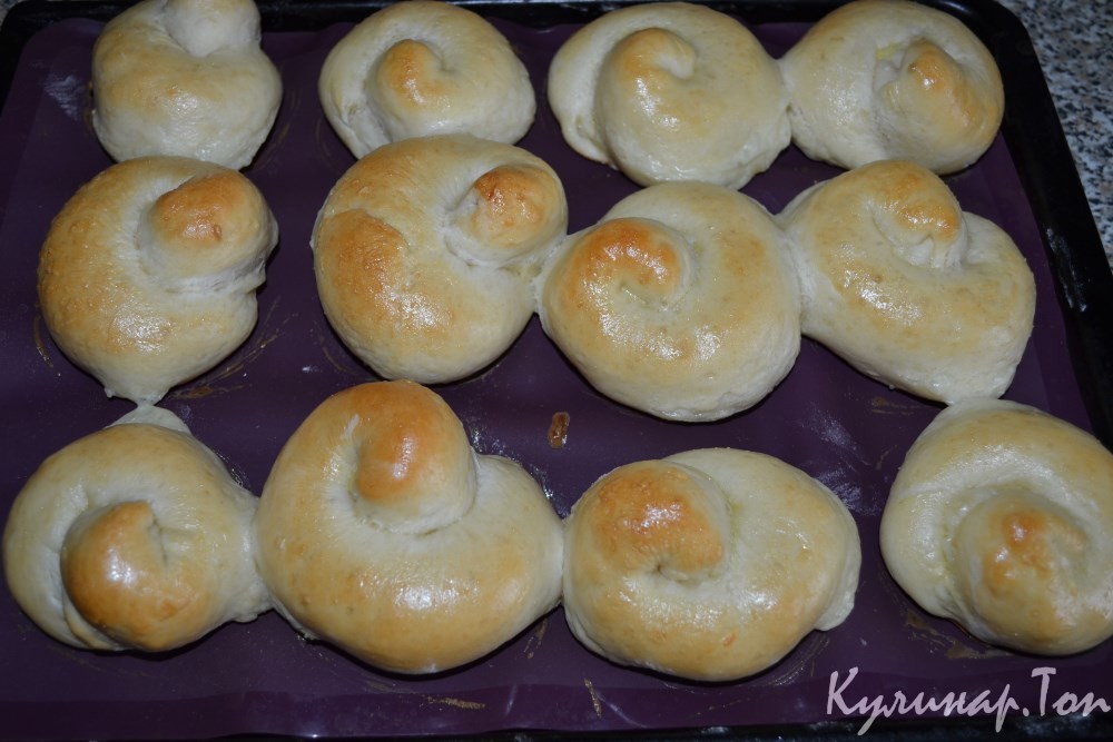 Булочки с сыром сулугуни